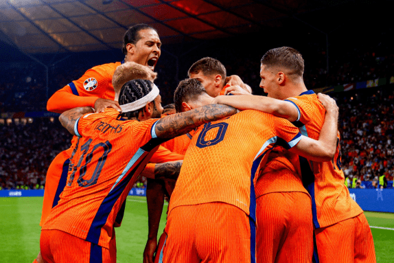 李磊坦言痛,心主场败北,申花,yy易游体育官方,yy易游中国体育,YY易游体育官方网站,yy易游体育app下载